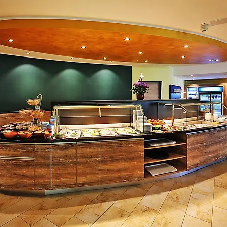 Deer Bavarian Hotel 3*
